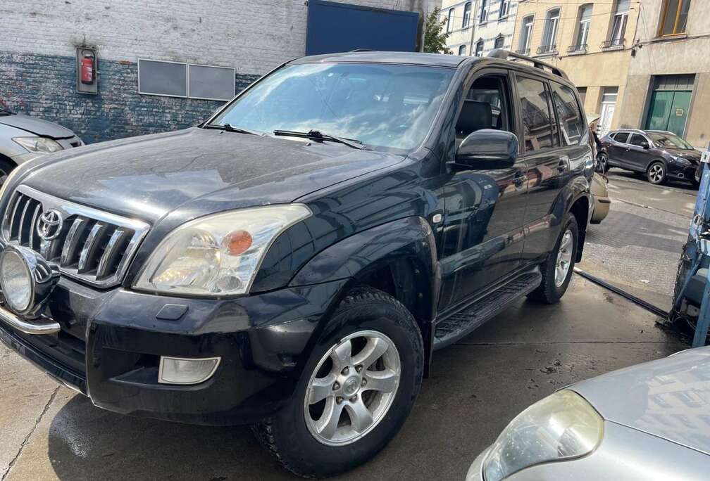 Toyota Landcruiser Prado V6