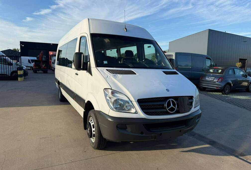 Mercedes-Benz 313 (Stock ID 11444)