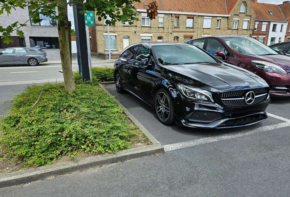 Mercedes-Benz CLA Shooting Brake 200 7G-DCT AMG Line