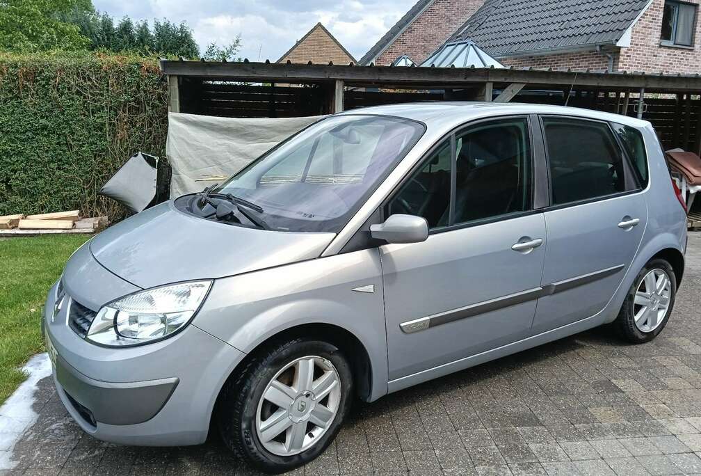 Renault 1.6 Luxe Dynamique