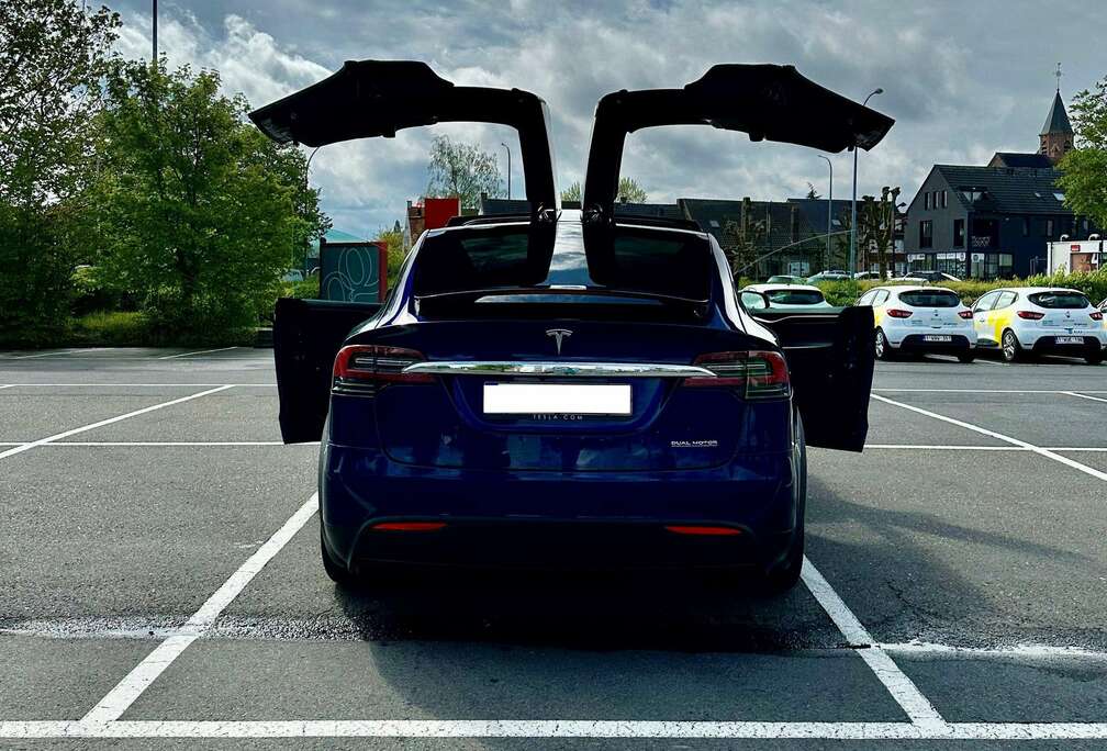 Tesla Model X Performance