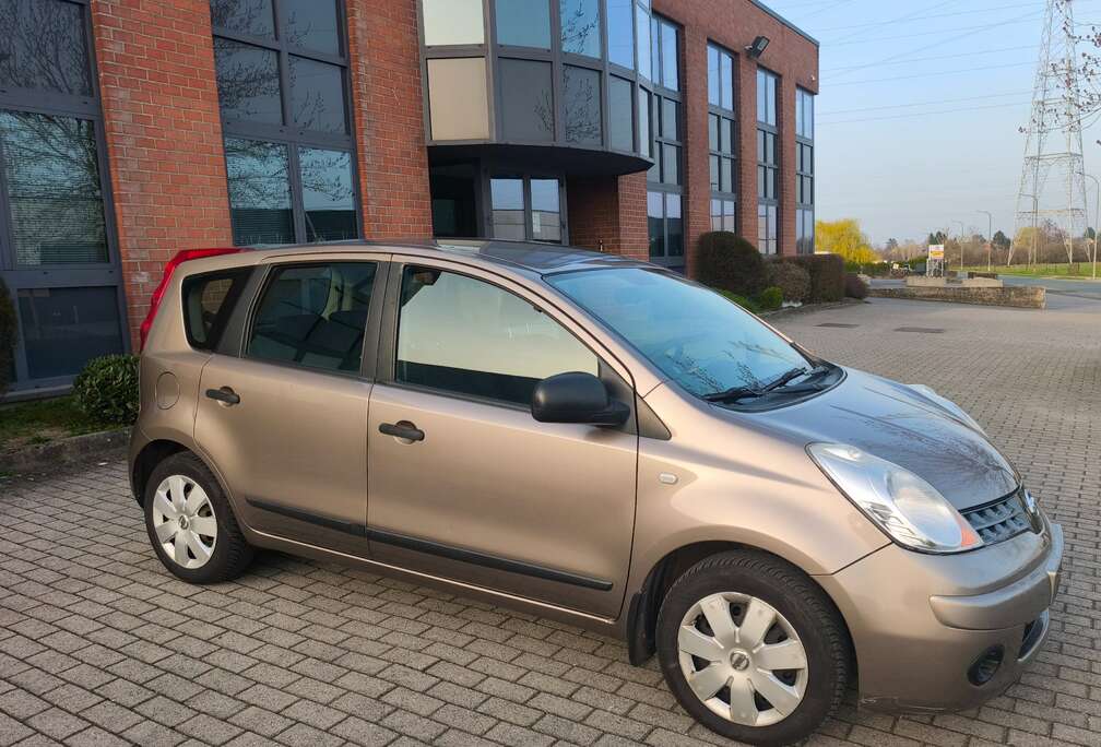 Nissan 1.4i 16v Elegance