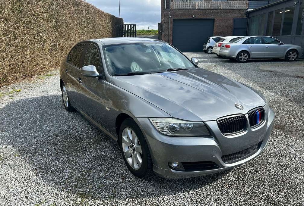 BMW 320iA/ GARANTIE 12MOIS/ CARPASS/ CT