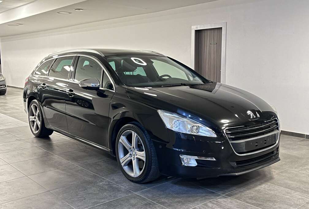 Peugeot GT 2.2 GT HDi SW 08/2012 Full Option 204pk