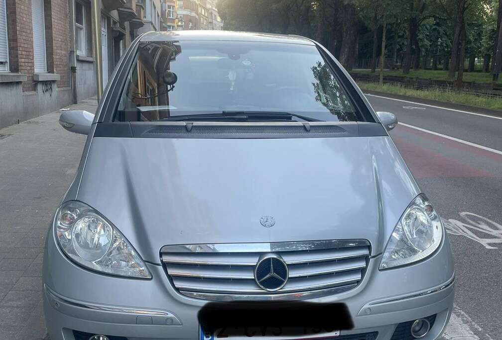 Mercedes-Benz Merdes A170 Auto. Témoin Boite De Vitesse Allumé