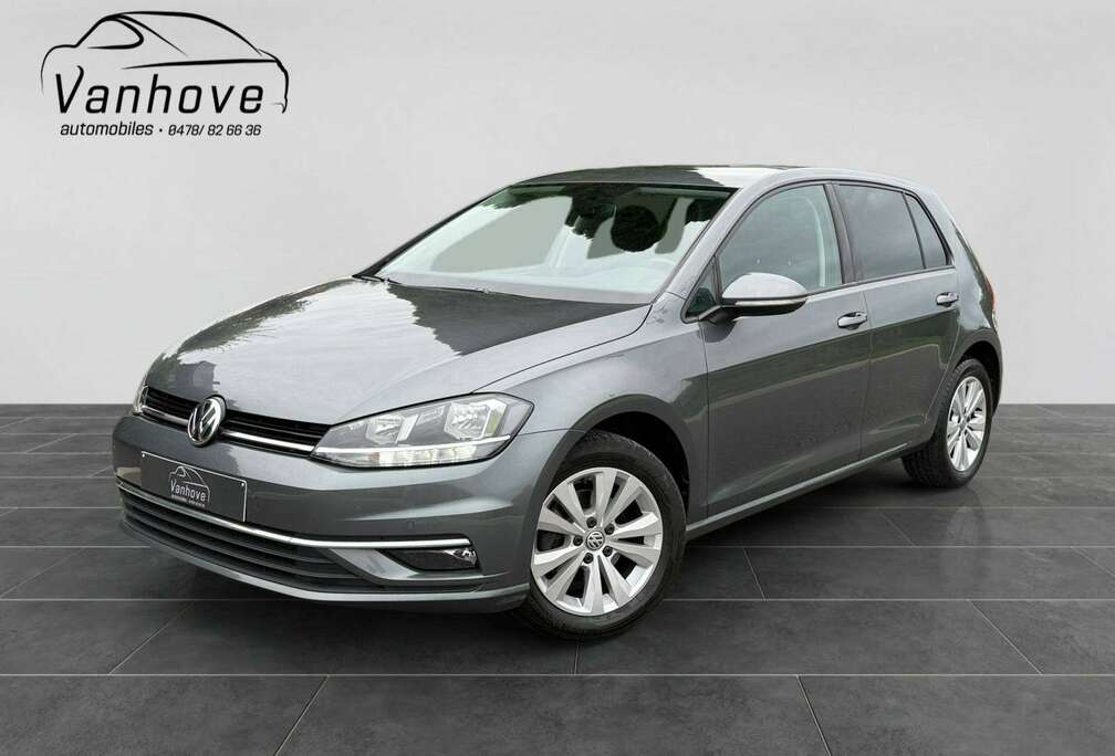 Volkswagen Golf 1.0 TSI