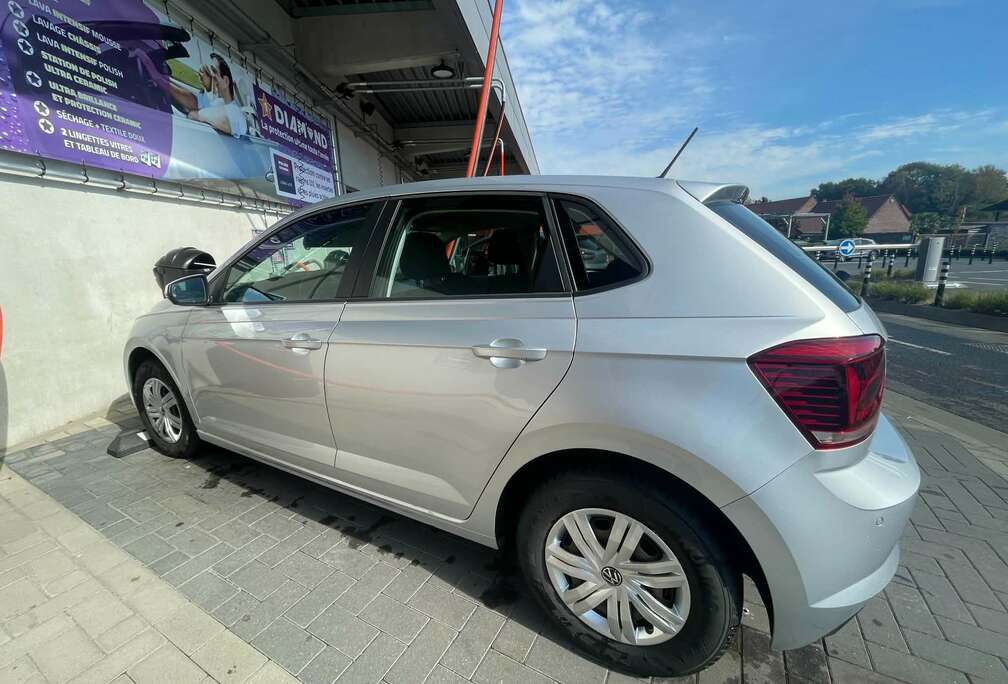 Volkswagen Polo 1.0i Trendline (EU6AP)