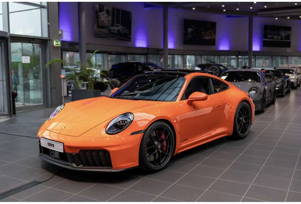 Porsche 4 GTS