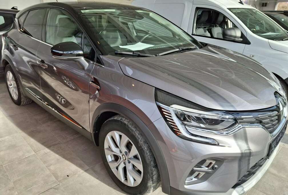 Renault Captur 1,6 SCE PLUG-IN HYBRID 160CV