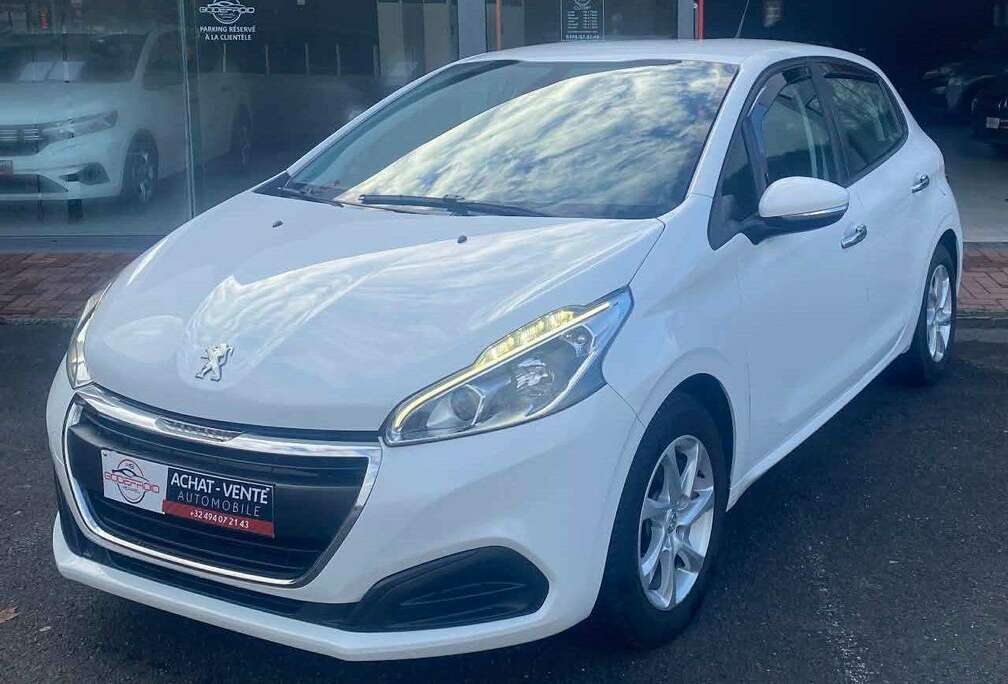 Peugeot 208 1.6 BlueHDi Style