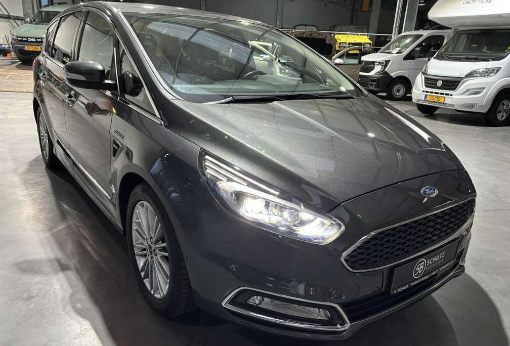 Ford 2.0 EcoBoost VIGNALE Auto 7 seats