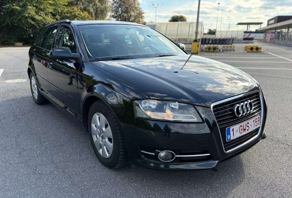 Audi 1.6 TDI Sportback DPF Attraction