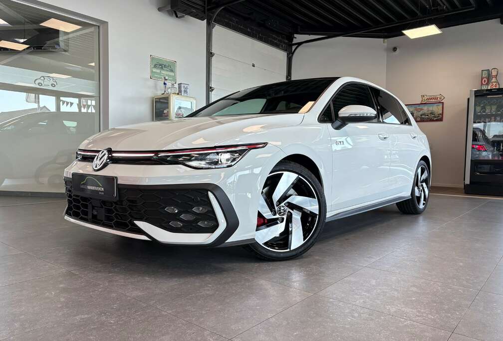 Volkswagen Golf 8 GTI 2.0 TSI Clubsport DSG  PANODAK