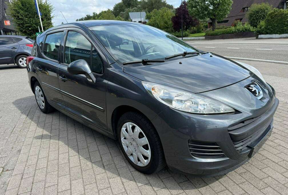 Peugeot 207 1.4i Active GARANTIE 1 AN/JAAR