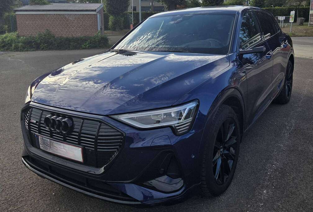 Audi E-Tron 71 kWh 50 Quattro S line