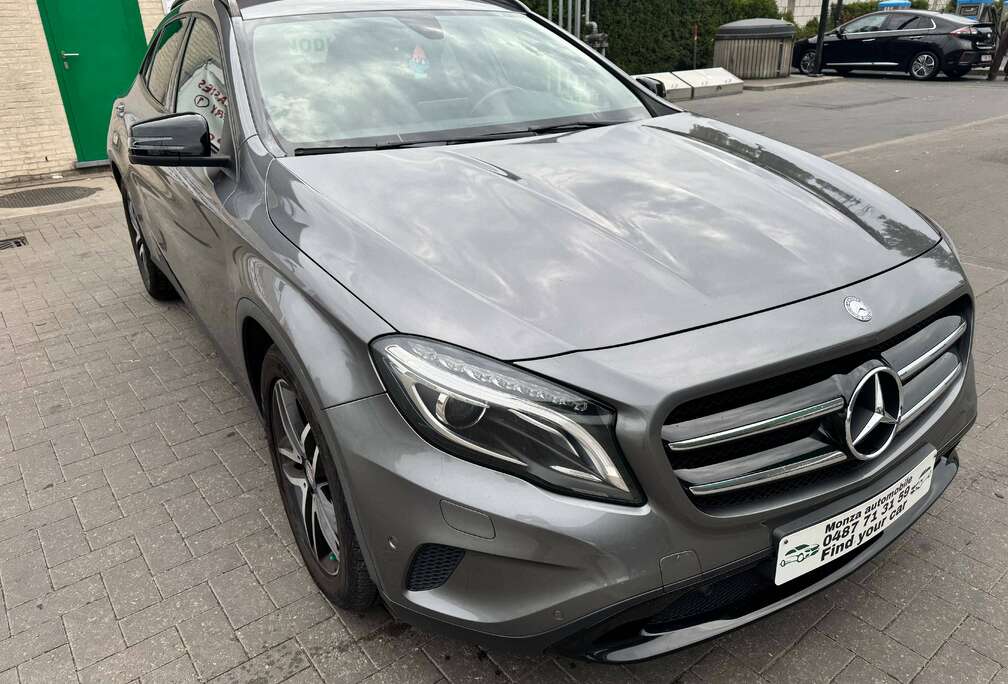 Mercedes-Benz GLA 180