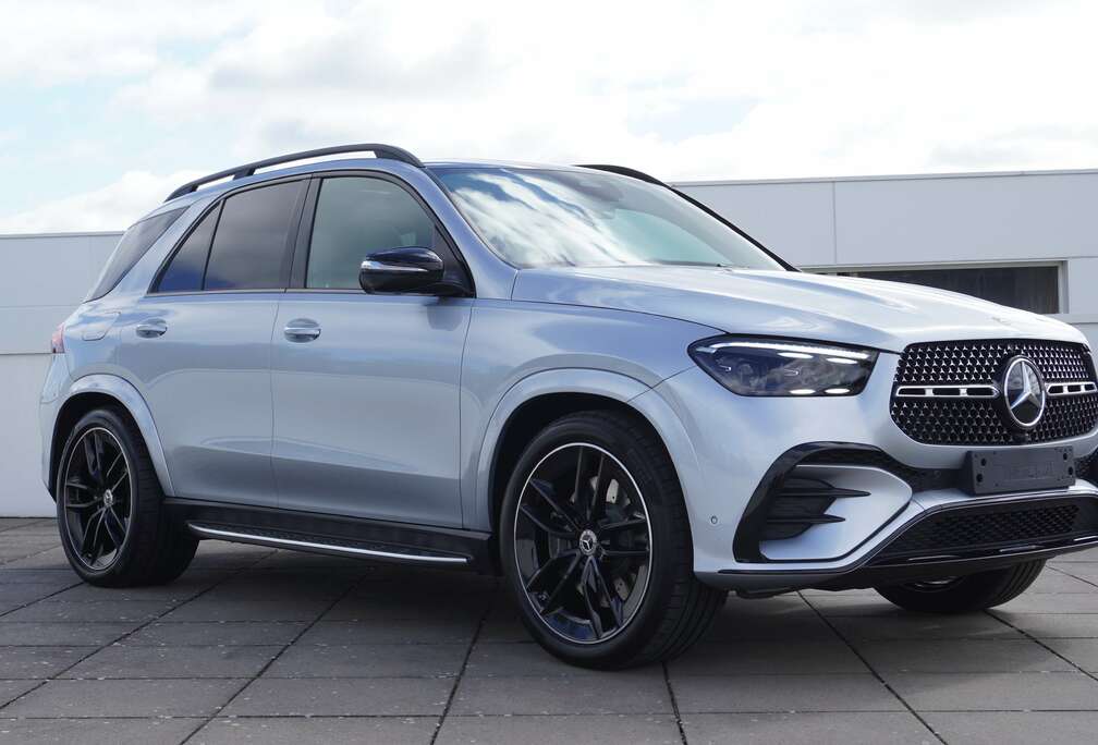 Mercedes-Benz de 4M AMG/22\