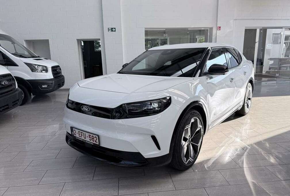 Ford 77 kWh Extended Range RWD