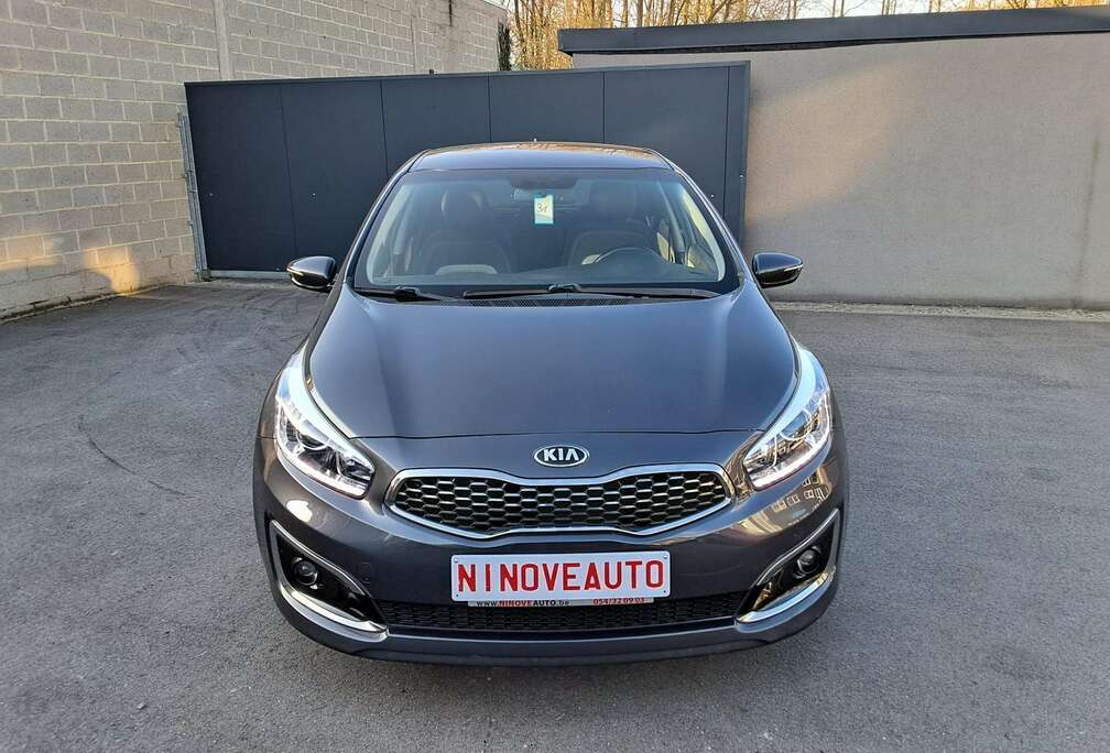 Kia 1.4i Access CARPLAY CAM PARKHULP ACHT CRUISE NAV