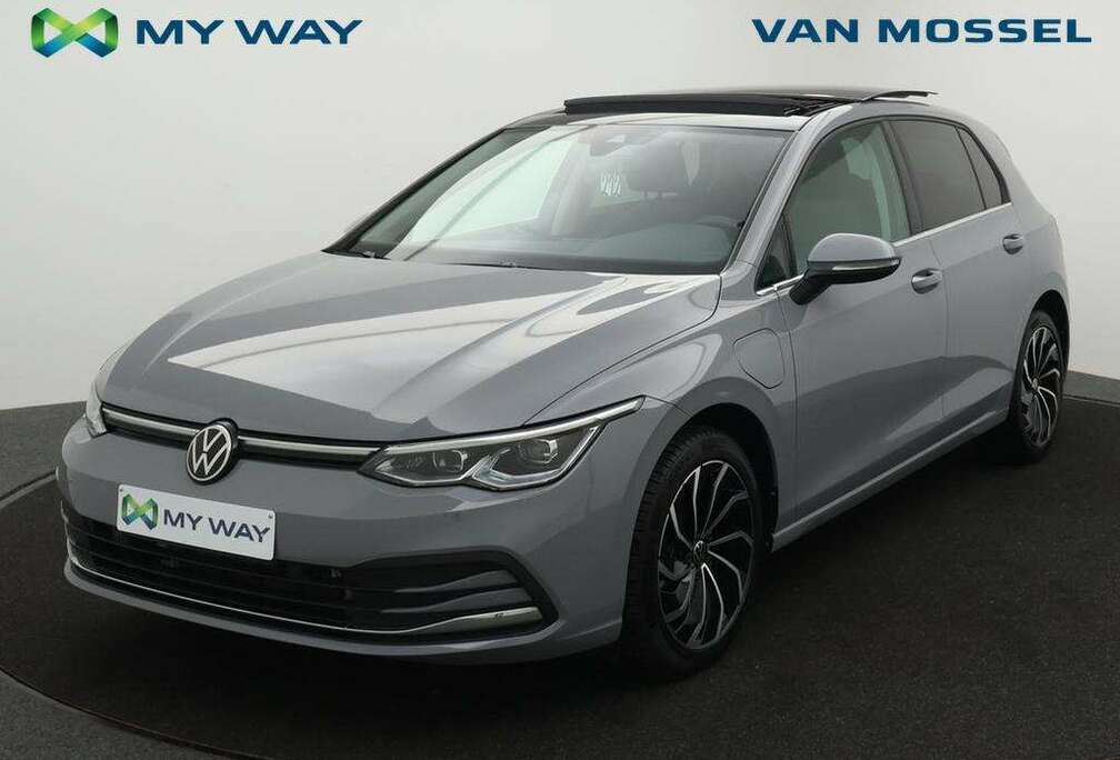 Volkswagen Golf Style Business Premium 1.4TSI eHybrid PHEV 204PK *AUTOMAAT*PANODAK*ALCANTARA*CAMERA*PDC*ACC*NAVI*APP-CONNECT*...*