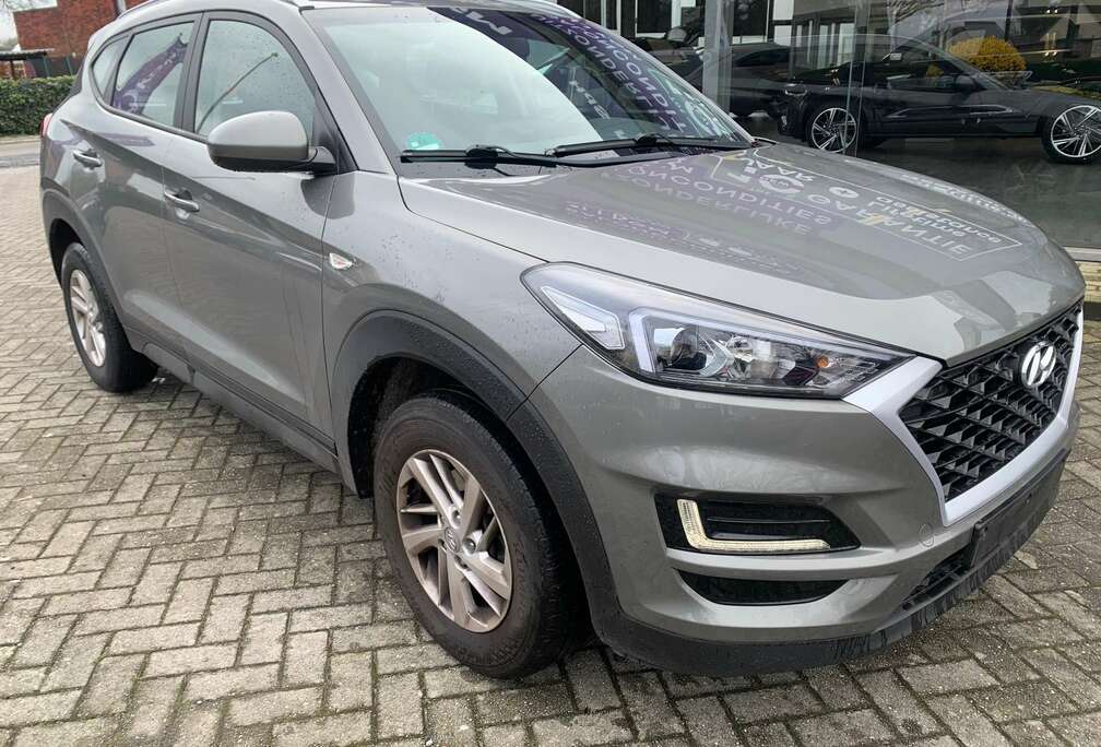 Hyundai 1.6Benzine Inspire Navi **PROPERE WAGEN + 1J GARAN