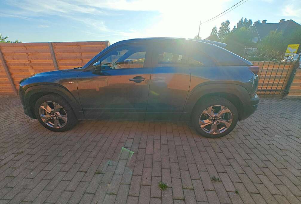 Mazda MX-30 35.5 kWh e-SKYACTIV Prime-Line