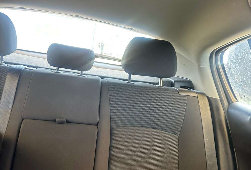 Chevrolet Cruze hatchback 1.6i LT