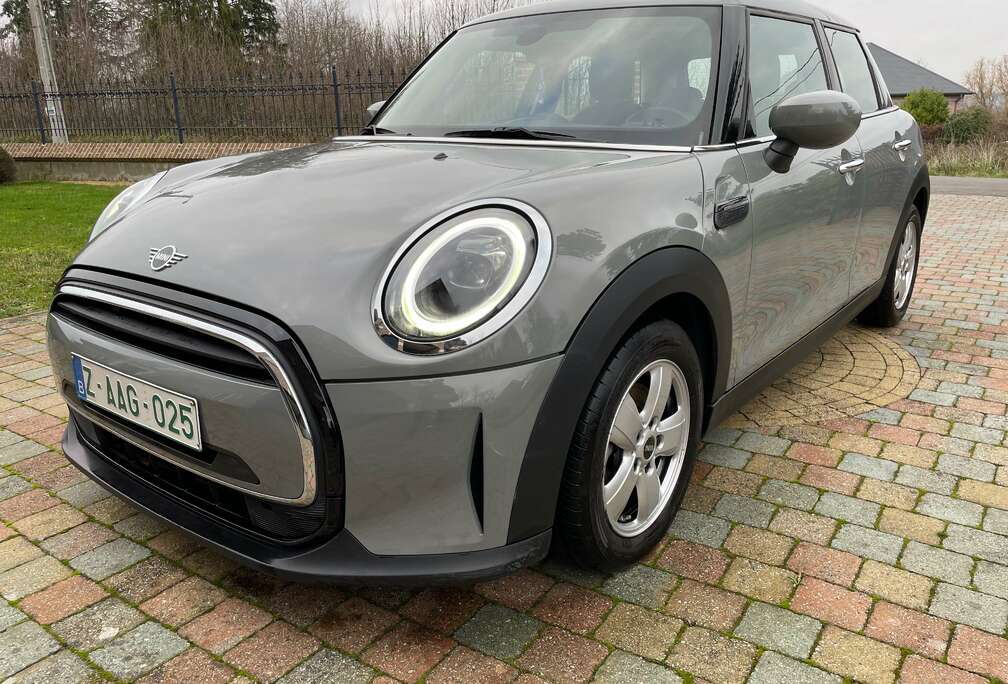 MINI Mini 1.5AUT Cooper 5P* GPS *CARPLAY *PDC *LED *