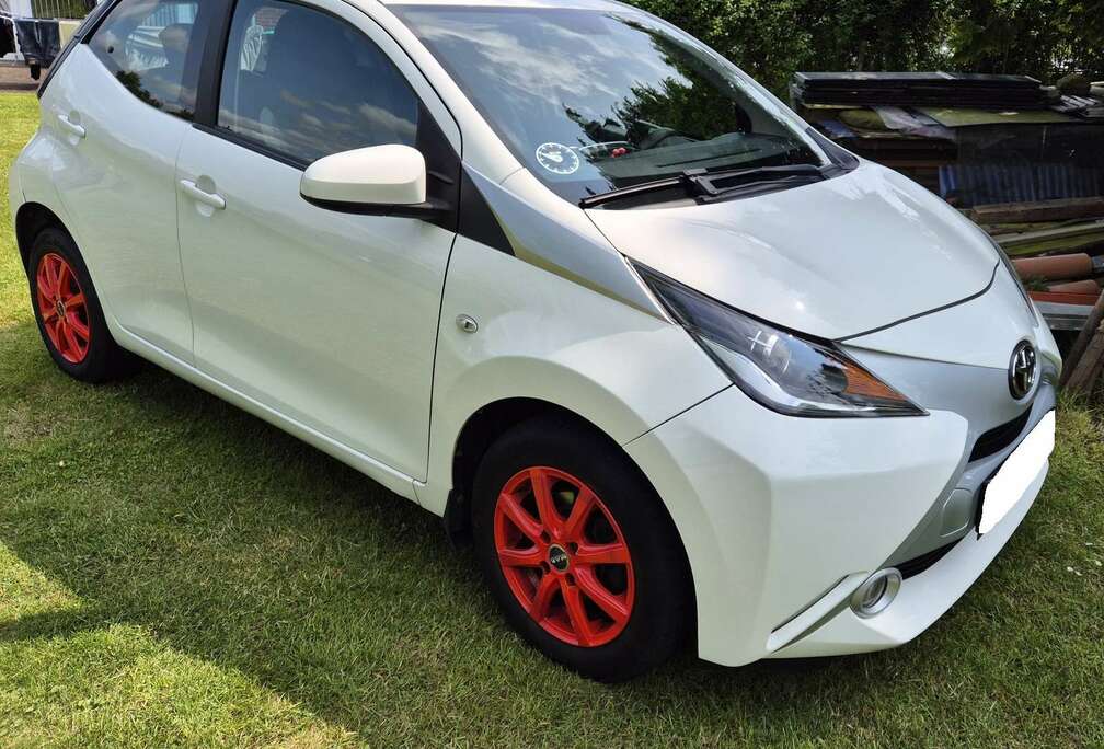 Toyota Aygo 1.0i VVT-i x
