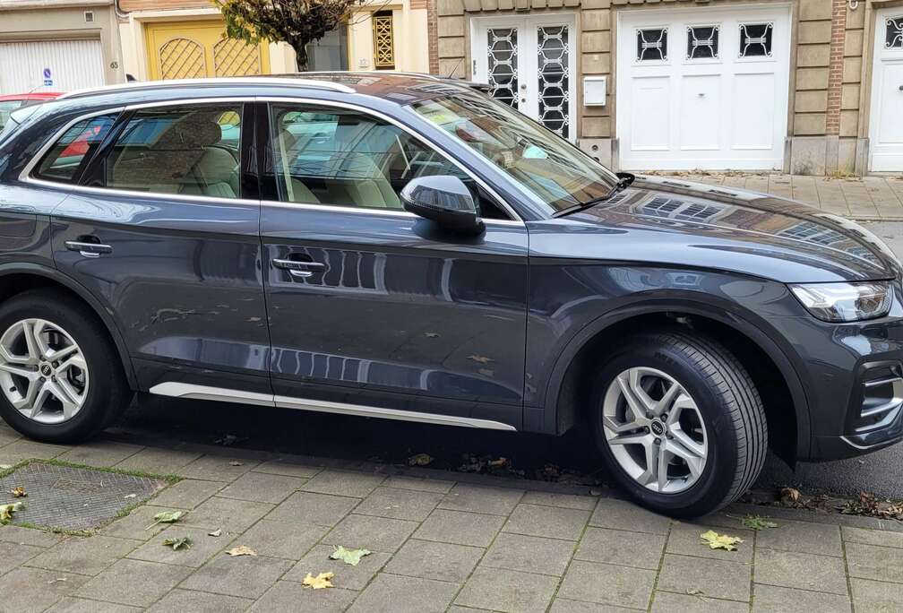 Audi Q5 40 TFSI ADVANCED BUSINESS EDIT S TRONIC