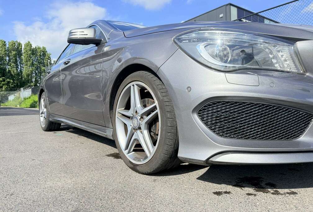 Mercedes-Benz Shooting Brake AMG Line
