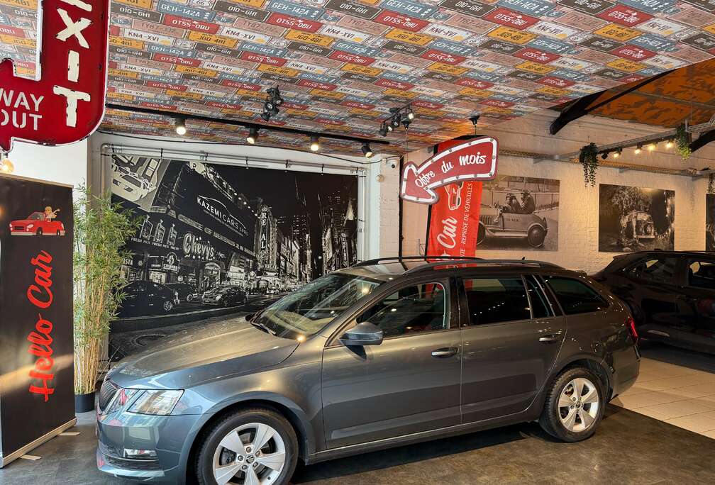 Skoda Octavia SW 1.6 CR TDi * CARPLAY * ATT. REMORQUE * RADAR AV & ARR * GARANTIE