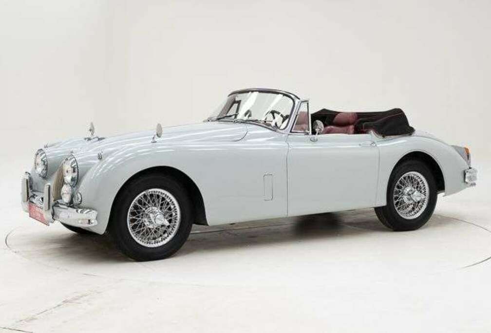 Jaguar 150 SE DHC \'61 CH914dn