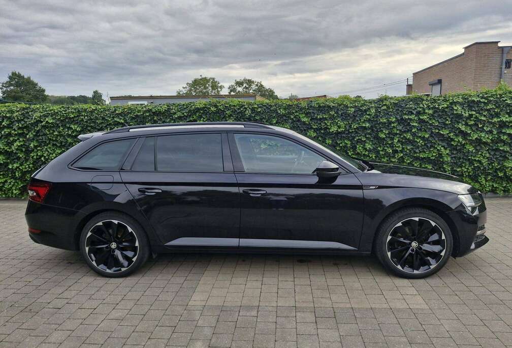 Skoda Superb Combi PHEV 1.4 TSI Sportline DSG (160 kW)