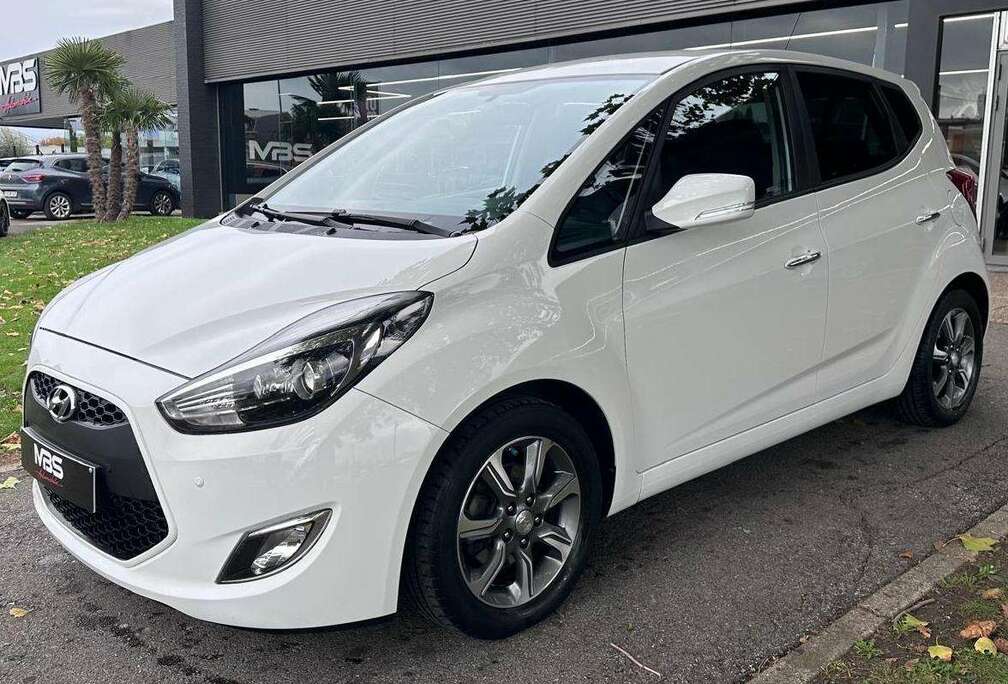 Hyundai *1.6i* AUTO* CLIM* CRUISE* GARANTIE 12 MOIS*