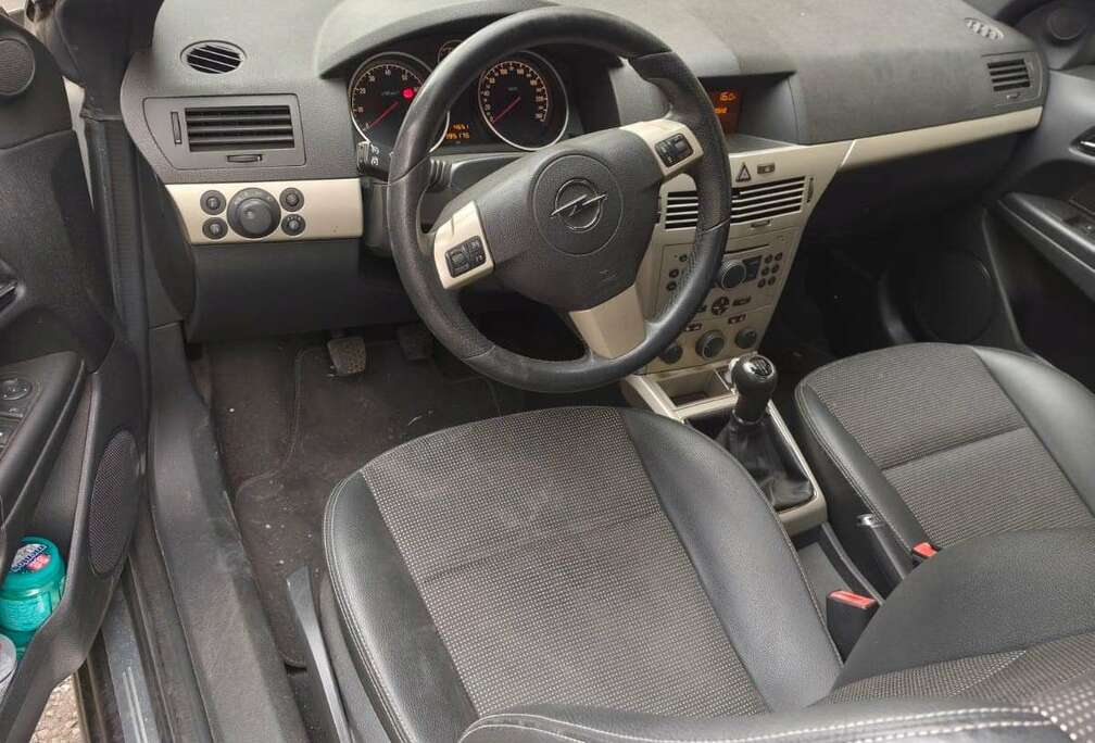 Opel TwinTop 1.6i 16v Cosmo