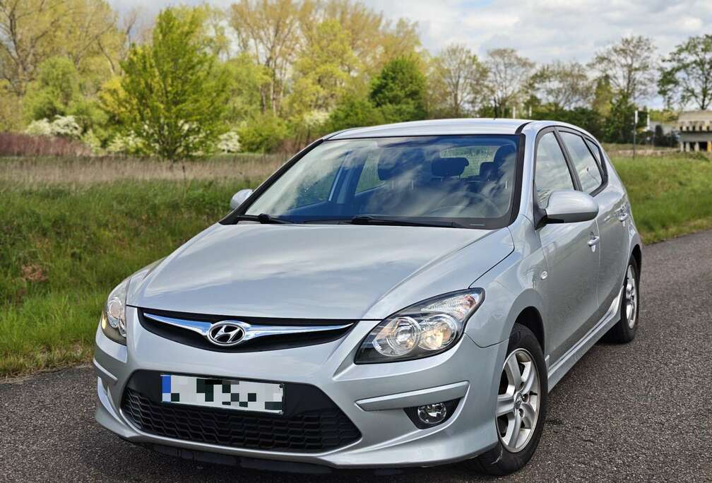 Hyundai 1.6 Style 118 000km