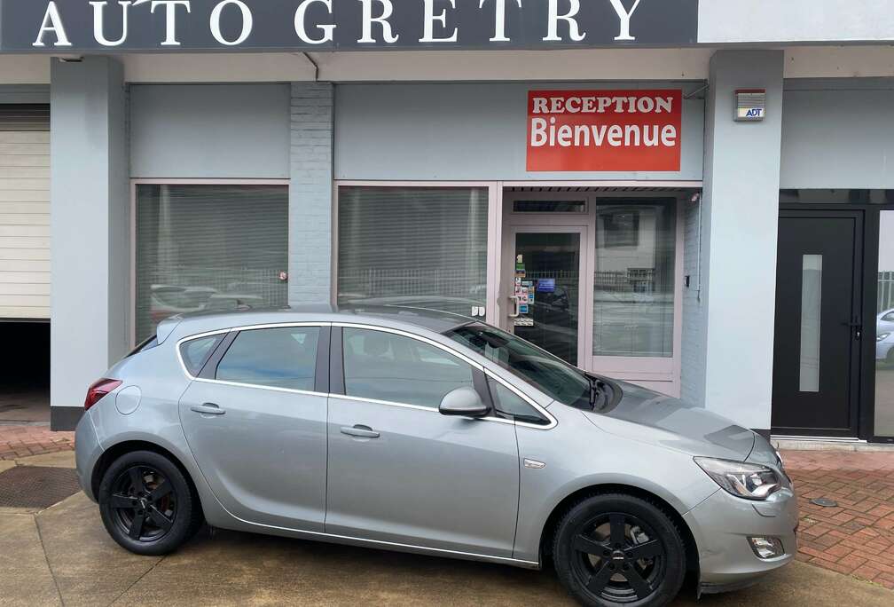 Opel Astra 1.7 CDTi ECOTEC Essentia **GARANTIE 12 MOIS*