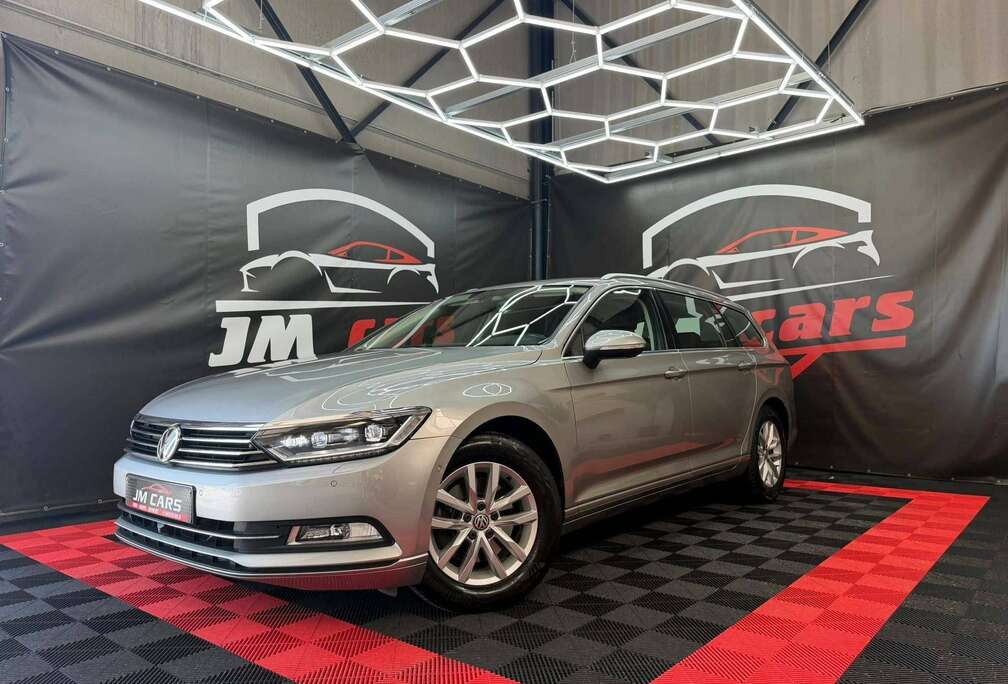 Volkswagen Passat SW 1.6 CR TDi Highline COMPTEUR DIGITAL PHARE LED