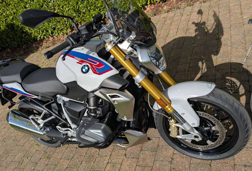 BMW