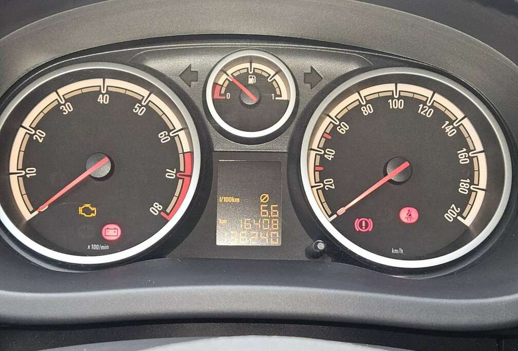 Opel 1.2 - 85 ch Twinport Cool Line