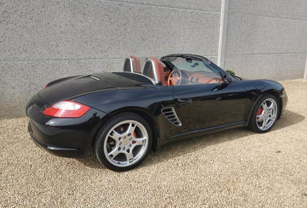 Porsche Boxster 2.7i