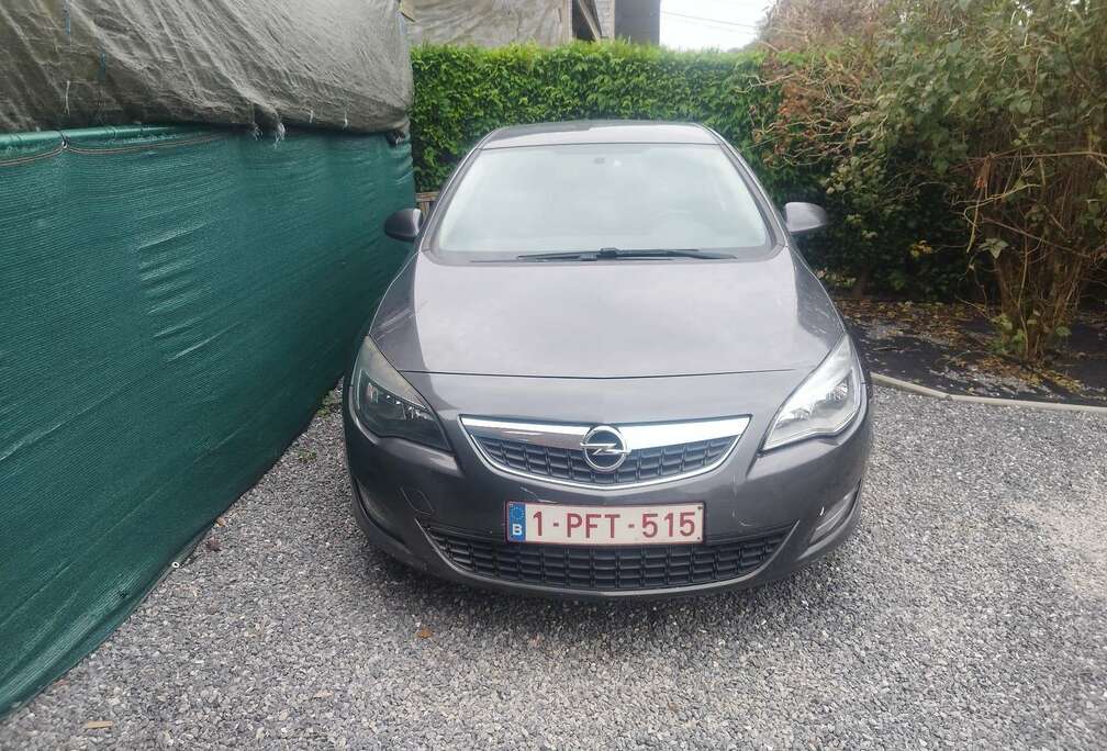 Opel 1.7 CDTI 110 ch FAP Cosmo