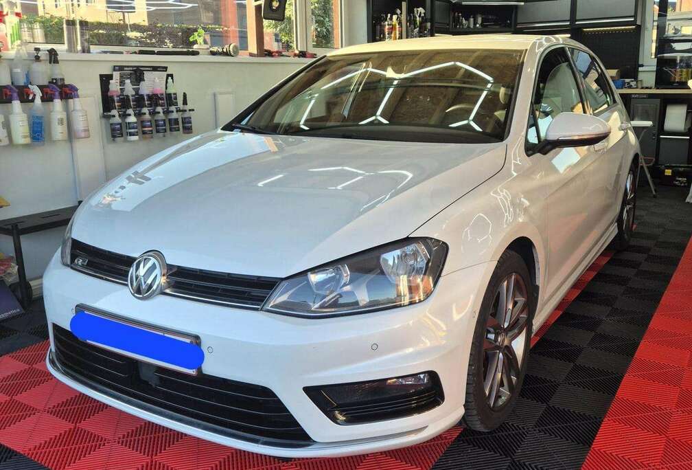 Volkswagen Golf 7 R-line 1.4 TSI 122cv uniquement 2 propriétaires