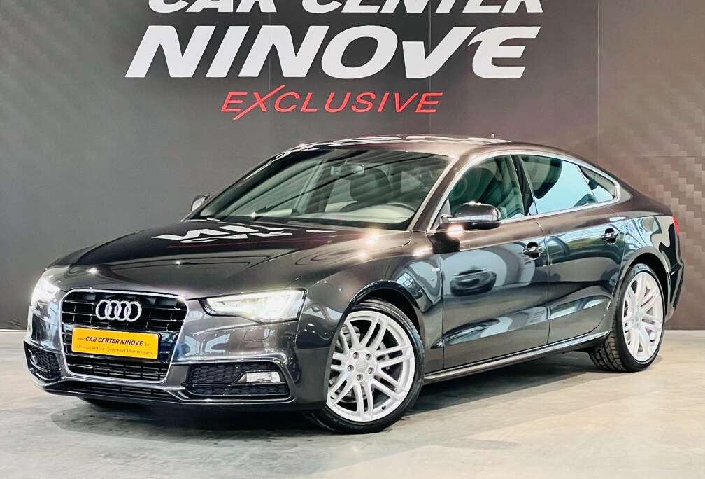 Audi 1.8 TFSI Sportback / PDC Achter / Navi / 17.000 Km
