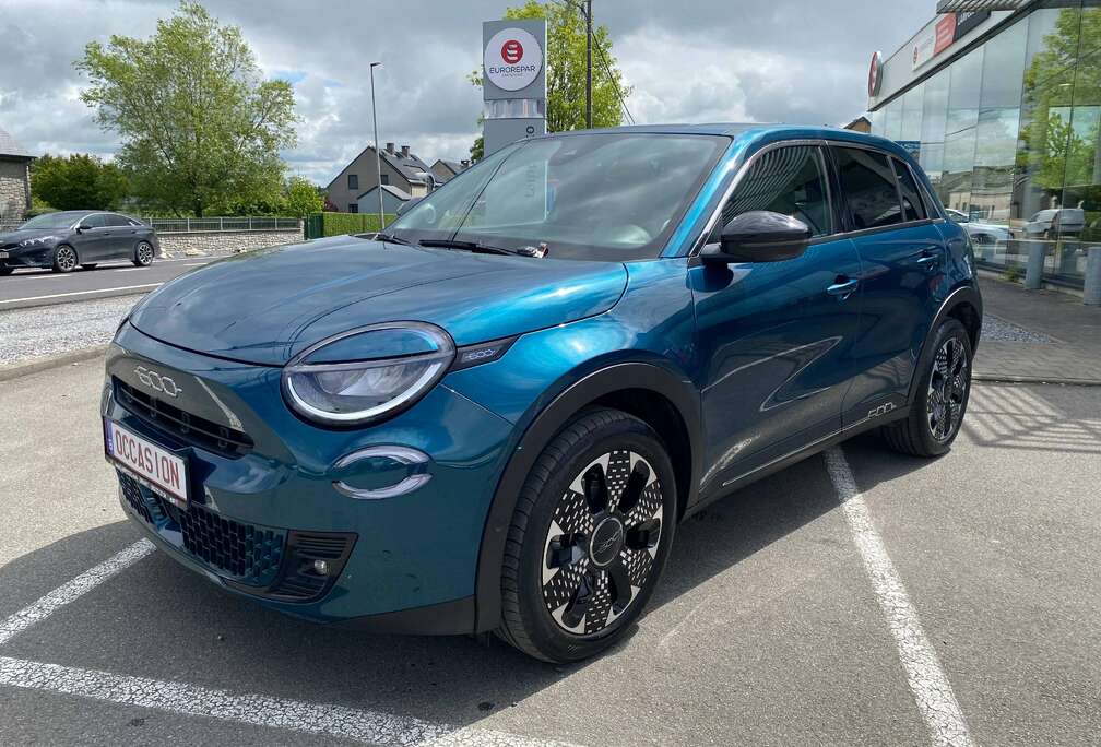Fiat 600 1.2 Hybrid La Prima DCT