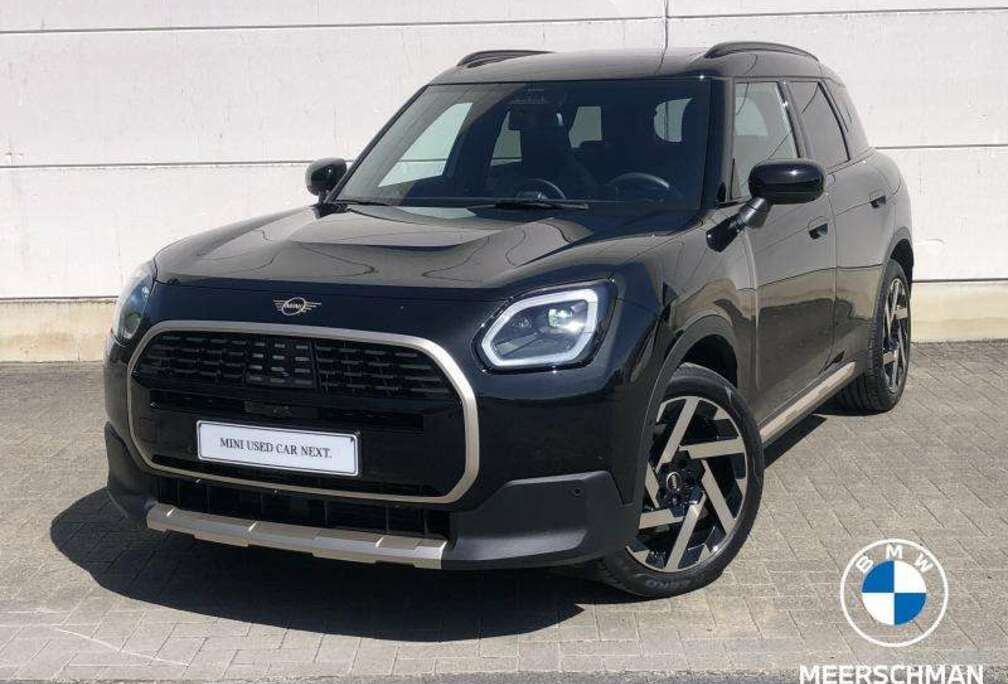 MINI Pano trekh comf cam hud harmk jcw seats and steer