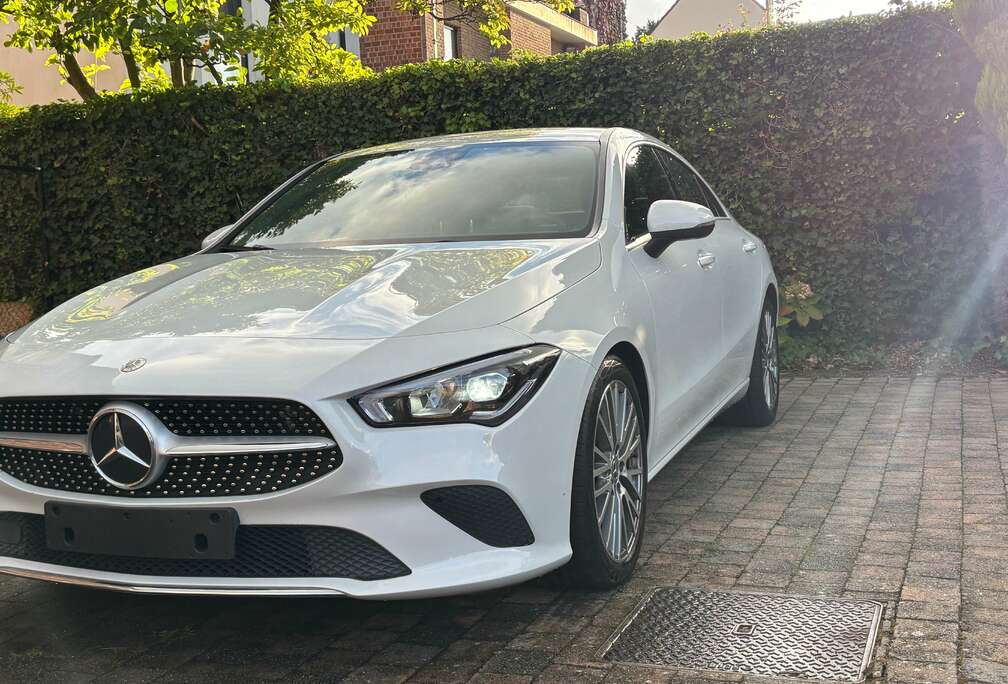 Mercedes-Benz CLA 180 Business Solution (EU6AP)