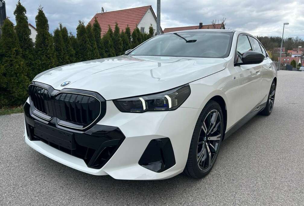 BMW 520iA MHEV