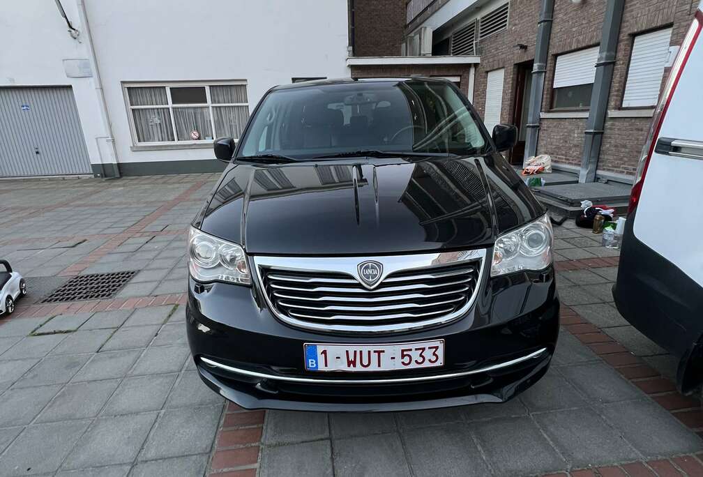 Lancia 2.8 CRD16v Platinum